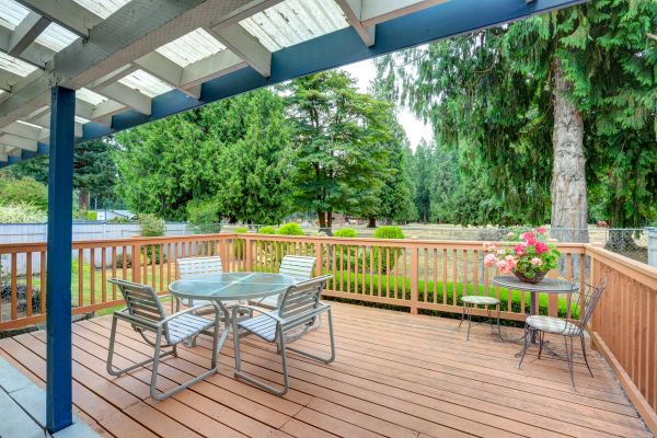 Cost of Deck Carpentry Service in Fishers